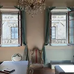Апартаменты Tuscan Palace - Avignonesi Монтепульчано