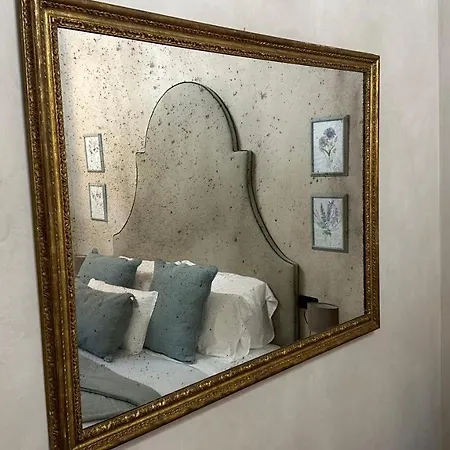 Tuscan Palace - Avignonesi *