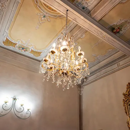 Tuscan Palace - Avignonesi *